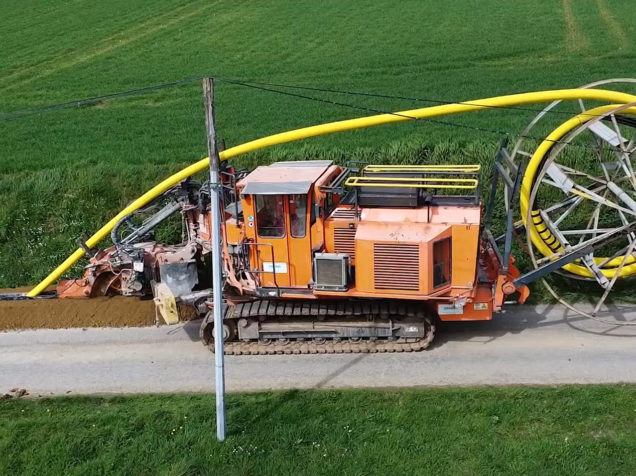 Potin Tp Travaux Publics A Baguer Pican 35 Article En Bretagne PoinTP