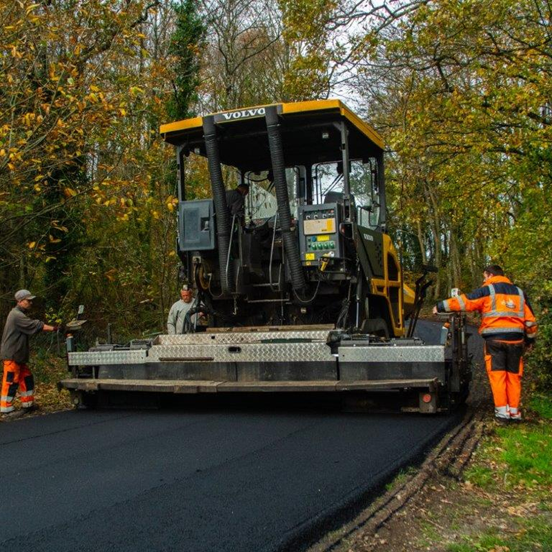 Potin Tp Travaux Publics A Baguer Pican 35 PASTILLE REVETEMENT DE SOL